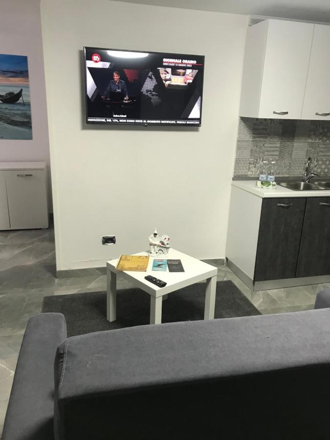 Casa Krizia 1 Apartment Наполи Екстериор снимка
