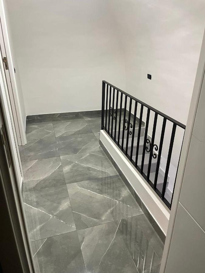 Casa Krizia 1 Apartment Наполи Екстериор снимка