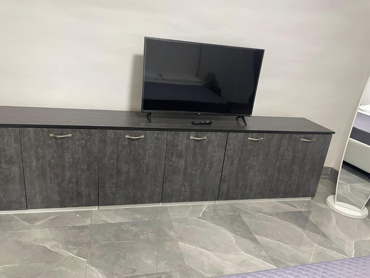 Casa Krizia 1 Apartment Наполи Екстериор снимка
